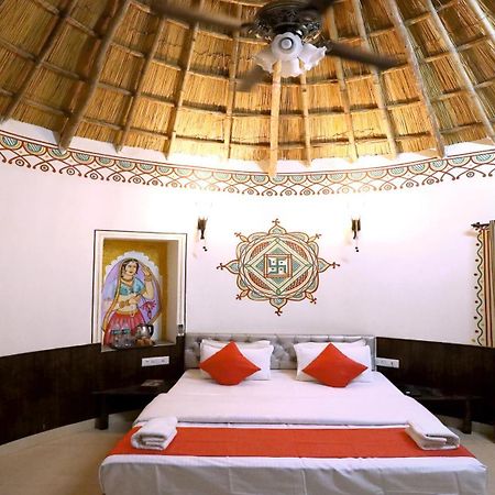 Hotel Vijayvargiya Dhani ビーカーネール エクステリア 写真